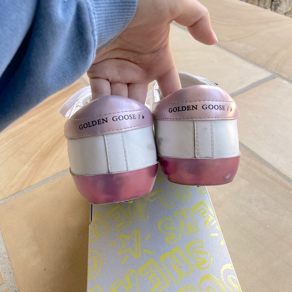 Golden Goose Sneakers - Picture 2 of 7